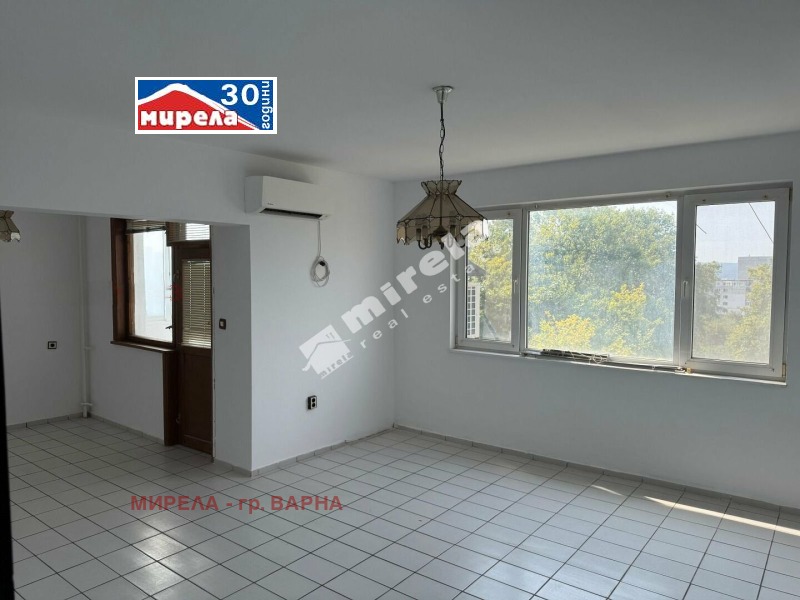 Продава  3-стаен град Варна , Младост 1 , 109 кв.м | 87022604