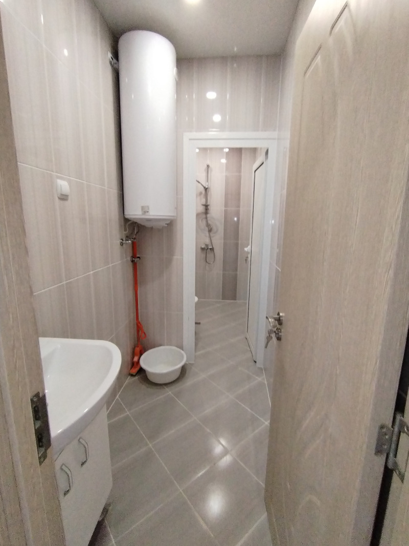 De vânzare  3 dormitoare Plovdiv , Iujen , 96 mp | 82928927 - imagine [3]