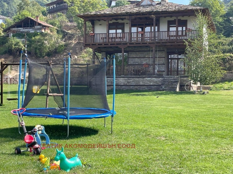 На продаж  Будинок область Благоєвград , Лещен , 278 кв.м | 68425026 - зображення [2]