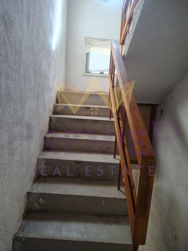 Продава КЪЩА, с. Лешниковци, област Перник, снимка 14 - Къщи - 55009173