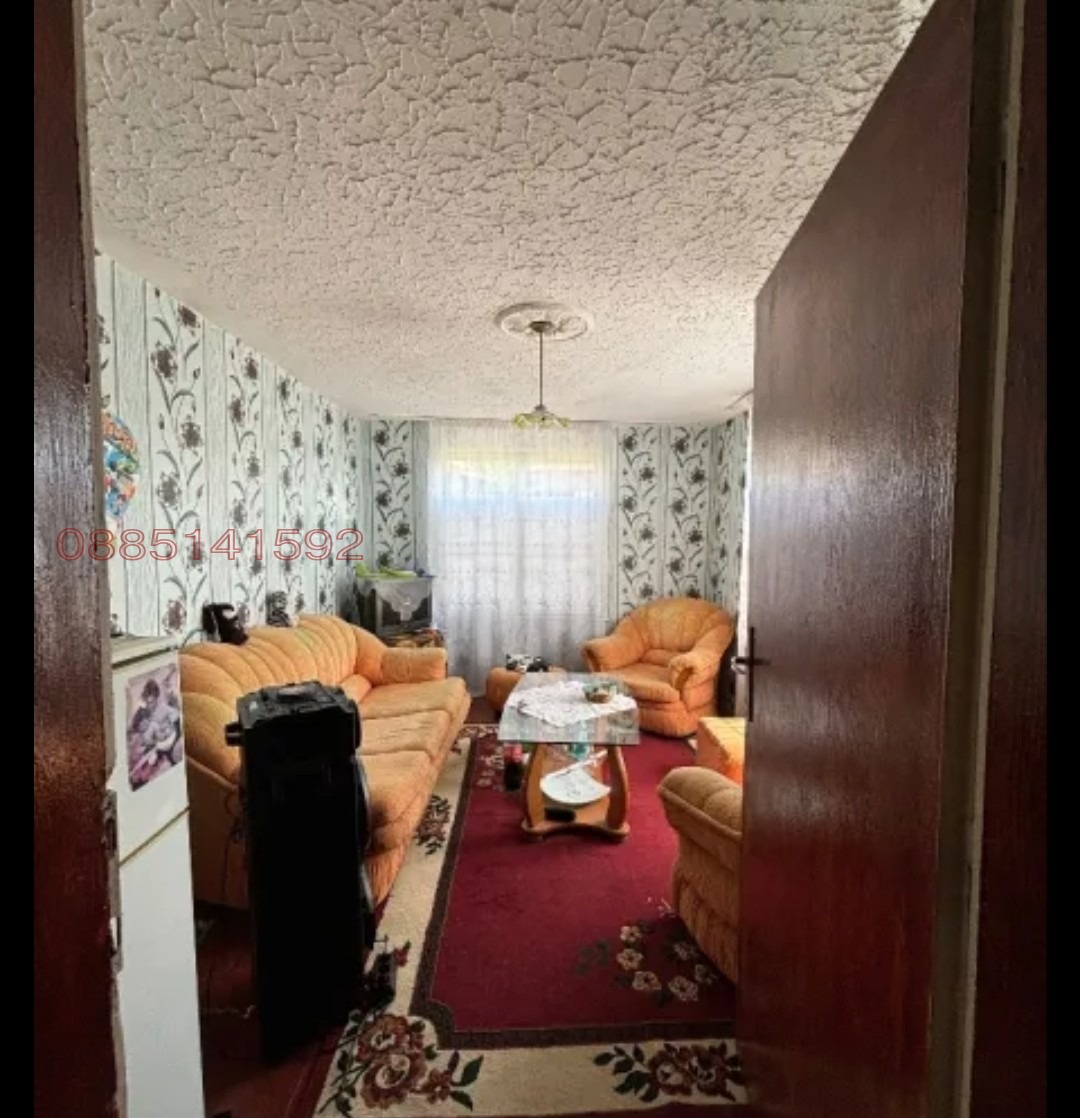 Продава КЪЩА, гр. Никопол, област Плевен, снимка 3 - Къщи - 56216640