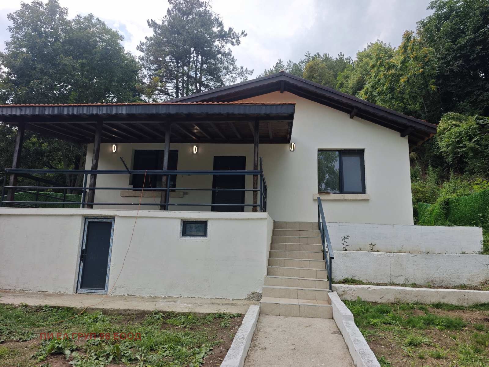 Продава КЪЩА, гр. София, гр. Нови Искър, снимка 2 - Къщи - 55992373