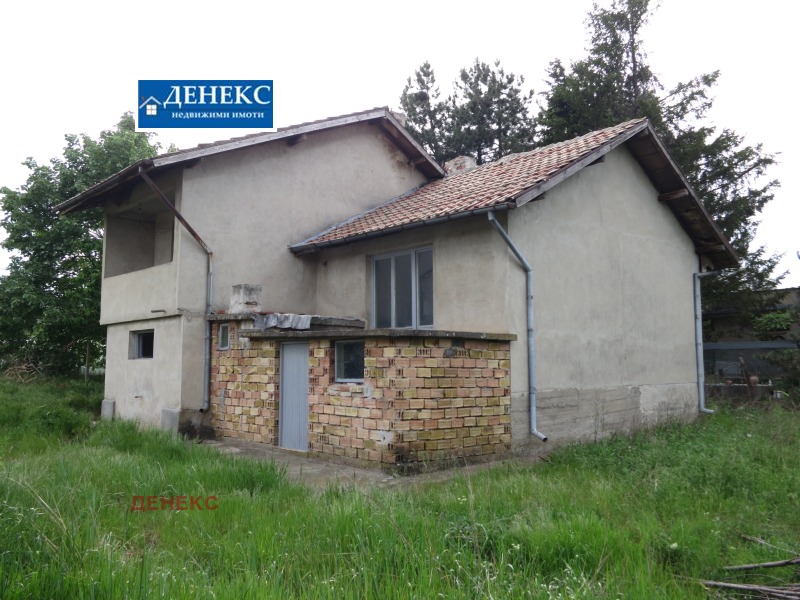 Продава  Къща област Русе , с. Червена вода , 85 кв.м | 40704871