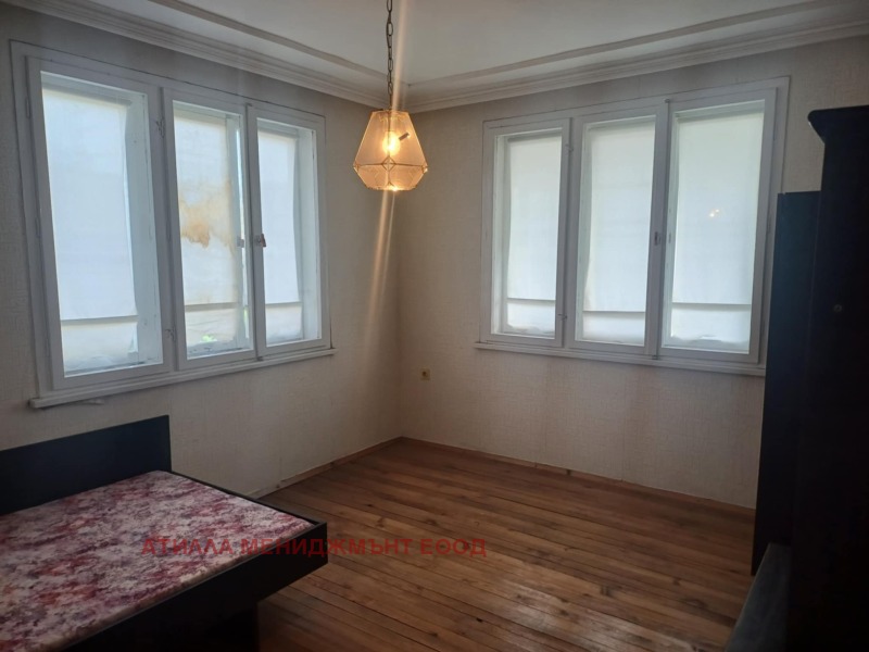 Till salu  Hus region Pazardzhik , Sinitovo , 150 kvm | 70782031 - bild [9]