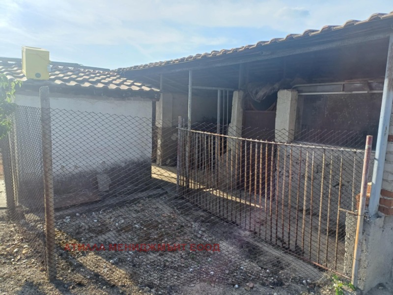 Till salu  Hus region Pazardzhik , Sinitovo , 150 kvm | 70782031 - bild [8]