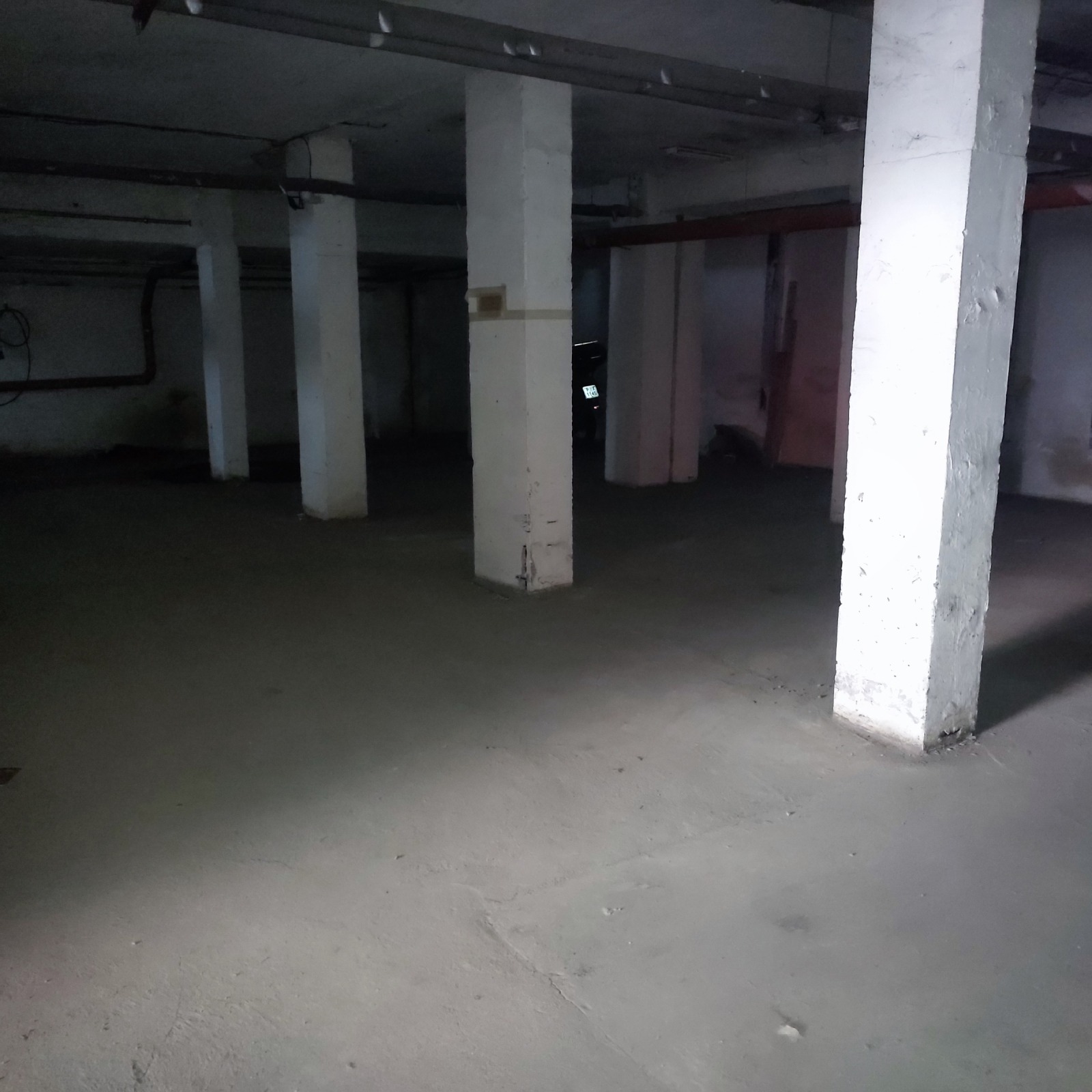 Продава ГАРАЖ, ПАРКОМЯСТО, гр. Русе, Център, снимка 3 - Гаражи и паркоместа - 55041483