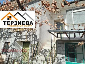 Haus Ostra mogila, region Stara Sagora 12