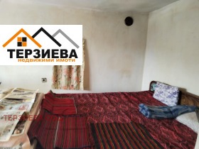 Haus Ostra mogila, region Stara Sagora 6