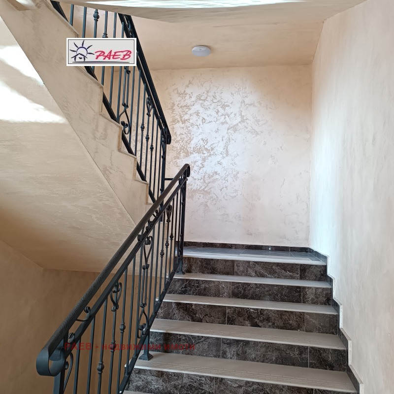 Продаја  2 спаваће собе Русе , Родина 1 , 144 м2 | 45023583 - слика [16]