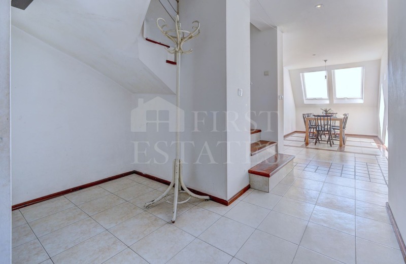 Te koop  Maisonnette Sofia , Iztok , 145 m² | 54618093 - afbeelding [9]