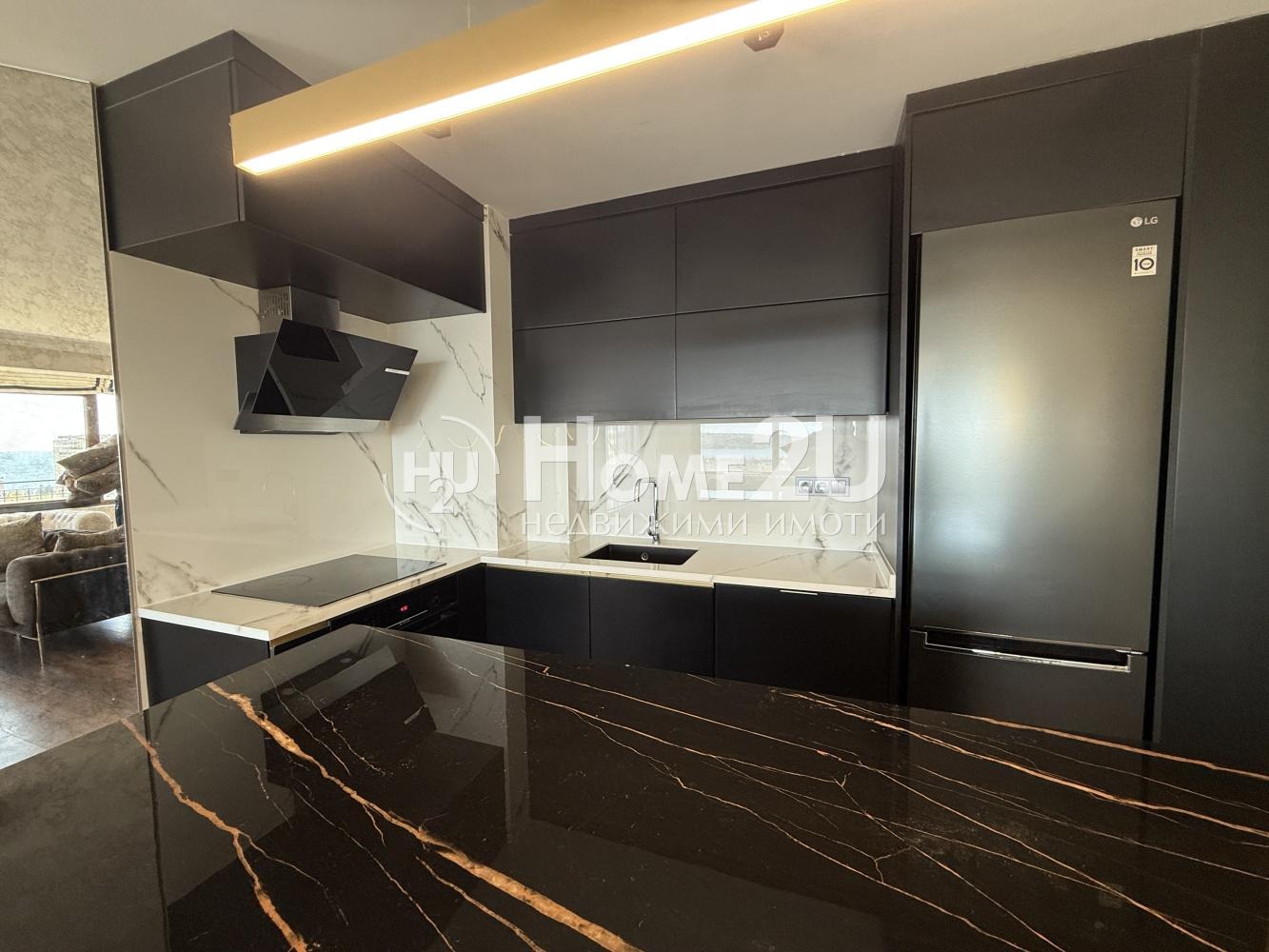 Продава 4-СТАЕН, гр. Варна, Бриз, снимка 3 - Апартаменти - 55802867