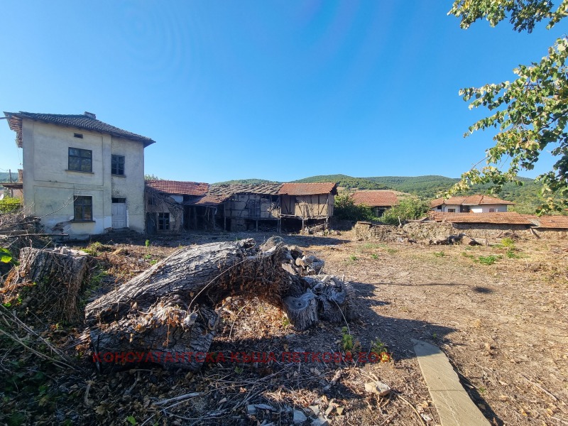 Продава КЪЩА в област Ловеч, с. Абланица - 77 кв.м / 20 700 € » 40 485.68 лв., КОНСУЛТАНТСКА КЪЩА ПЕТКОВА ЕООД