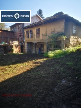 Продажба на имоти в с. Орешак, област Ловеч - изображение 4 