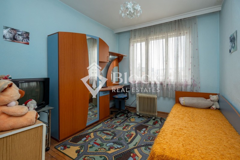 Продава КЪЩА, гр. Сливница, област София област, снимка 4 - Къщи - 52720913