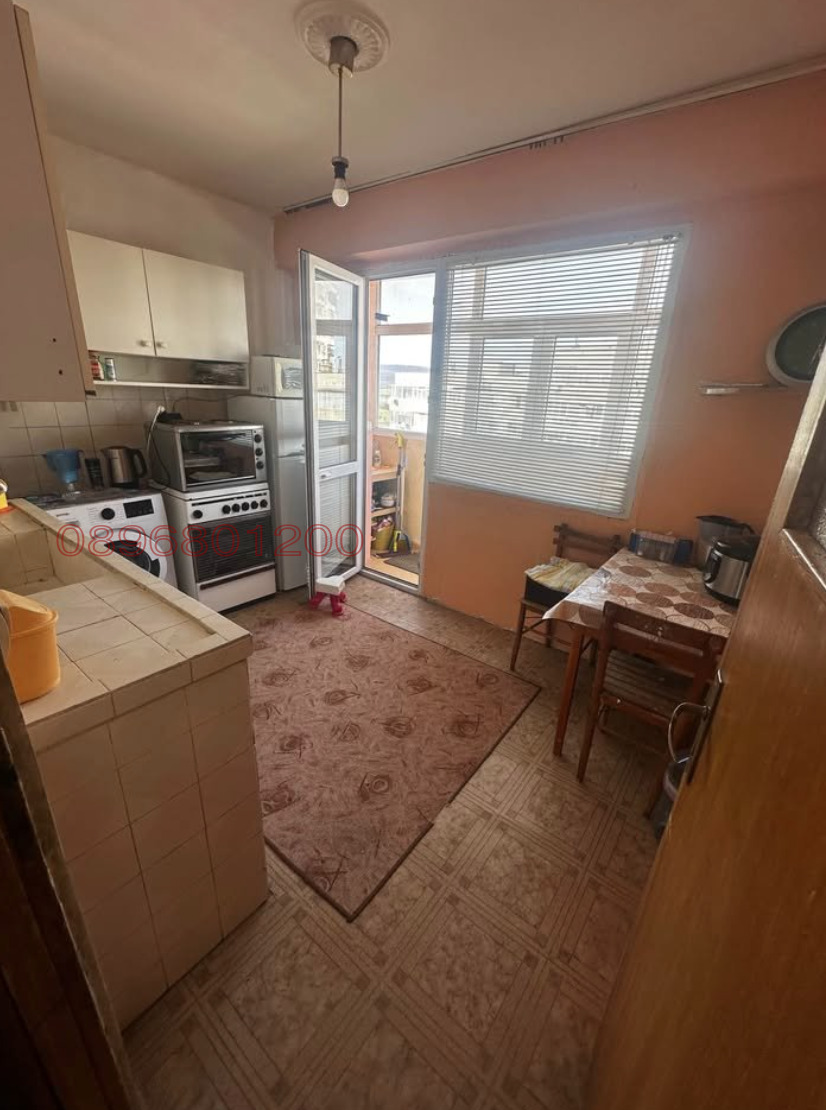 Продава 3-СТАЕН, гр. Търговище, Запад 2, снимка 3 - Апартаменти - 54026228