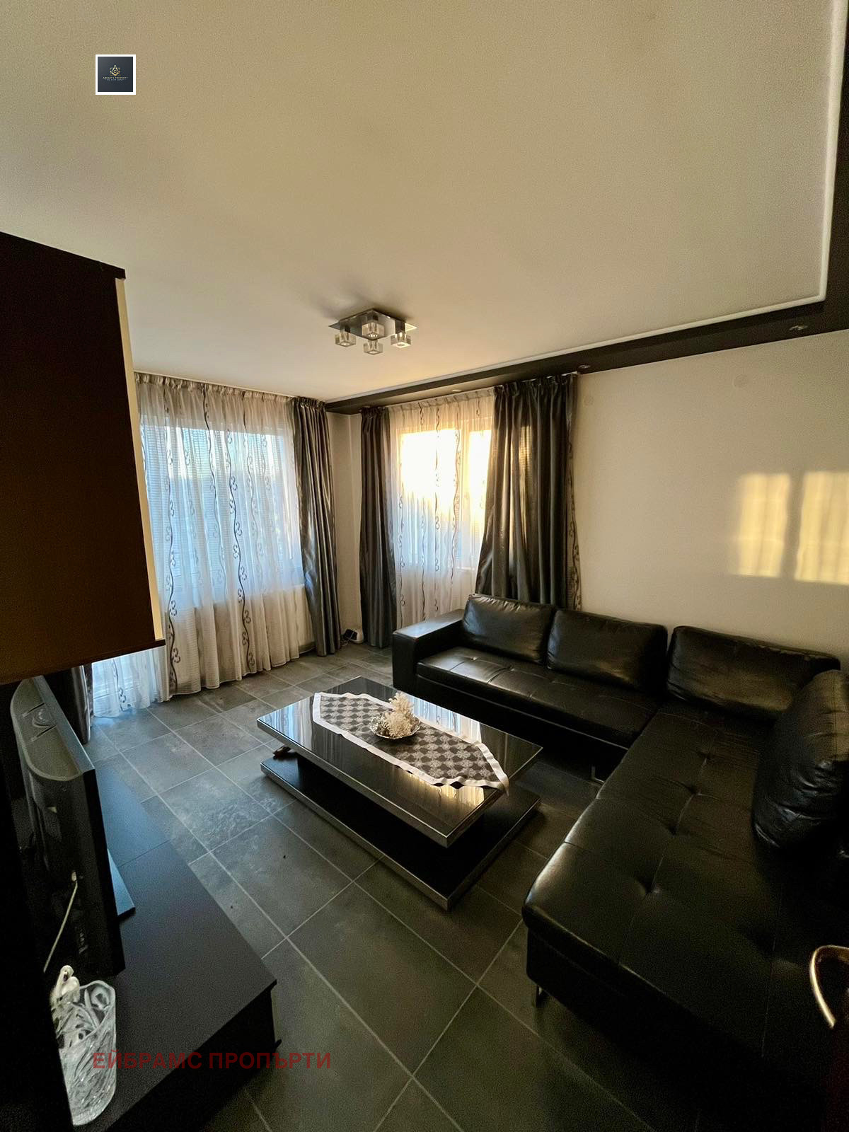 Продава КЪЩА, гр. Карлово, област Пловдив, снимка 15 - Къщи - 55402654