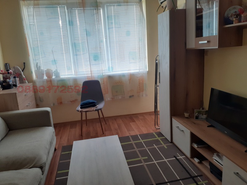 En venta  Estudio Ruse , Tsentar , 43 metros cuadrados | 24077730