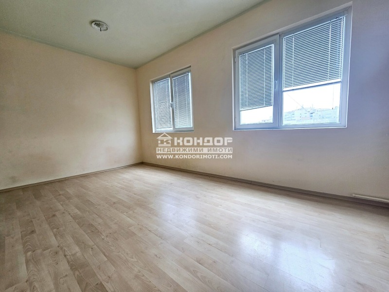 En venta  2 dormitorios Plovdiv , Trakiya , 94 metros cuadrados | 10483498 - imagen [7]