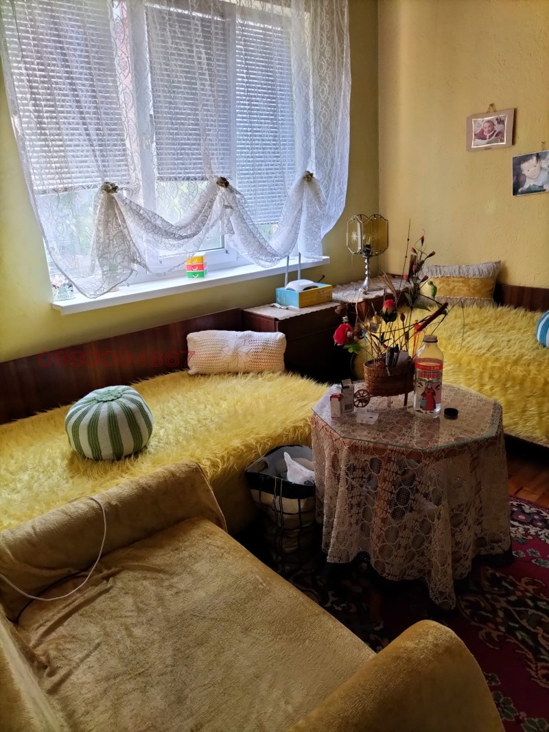 Продава КЪЩА, гр. Панагюрище, област Пазарджик, снимка 3 - Къщи - 52779661