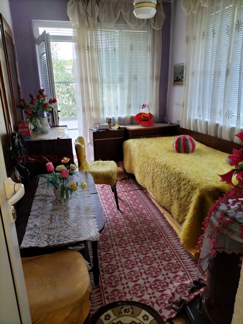 Продава КЪЩА, гр. Панагюрище, област Пазарджик, снимка 5 - Къщи - 52779661