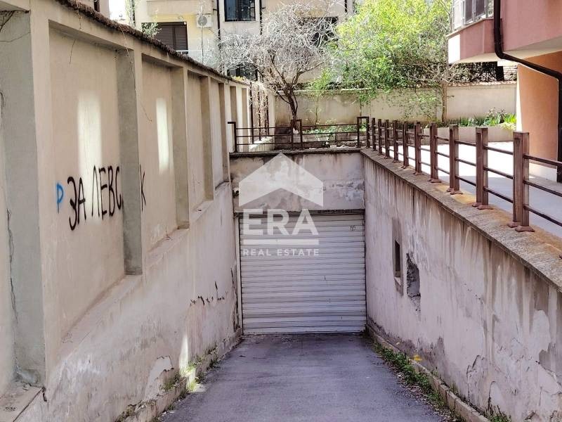 Продава ГАРАЖ, ПАРКОМЯСТО, гр. София, Надежда 2, снимка 3 - Гаражи и паркоместа - 54254365