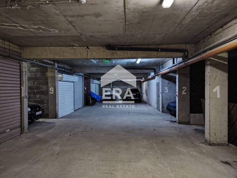 Продава ГАРАЖ, ПАРКОМЯСТО, гр. София, Надежда 2