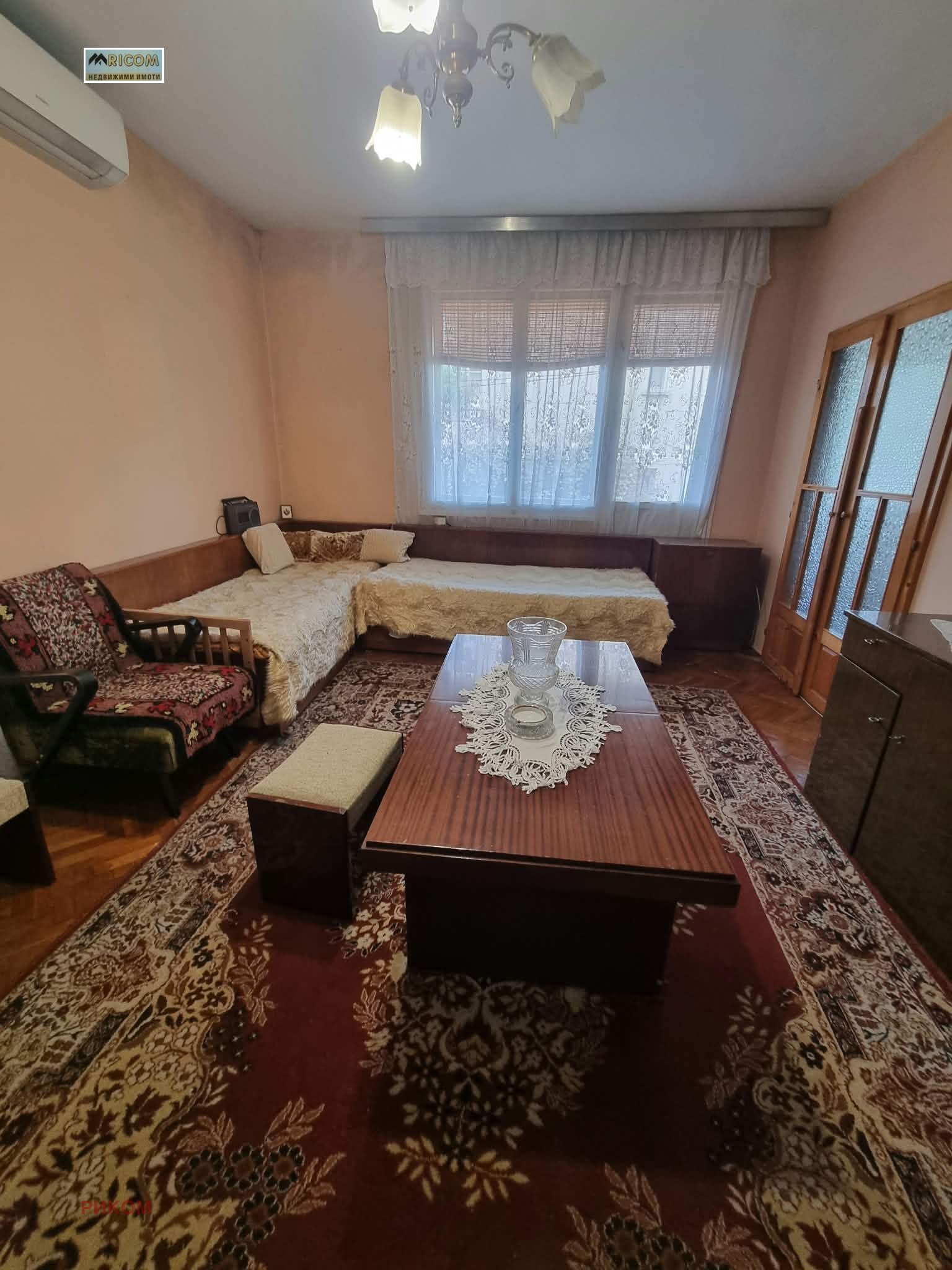 Продава ЕТАЖ ОТ КЪЩА, гр. Плевен, Идеален център, снимка 2 - Етаж от къща - 56271007