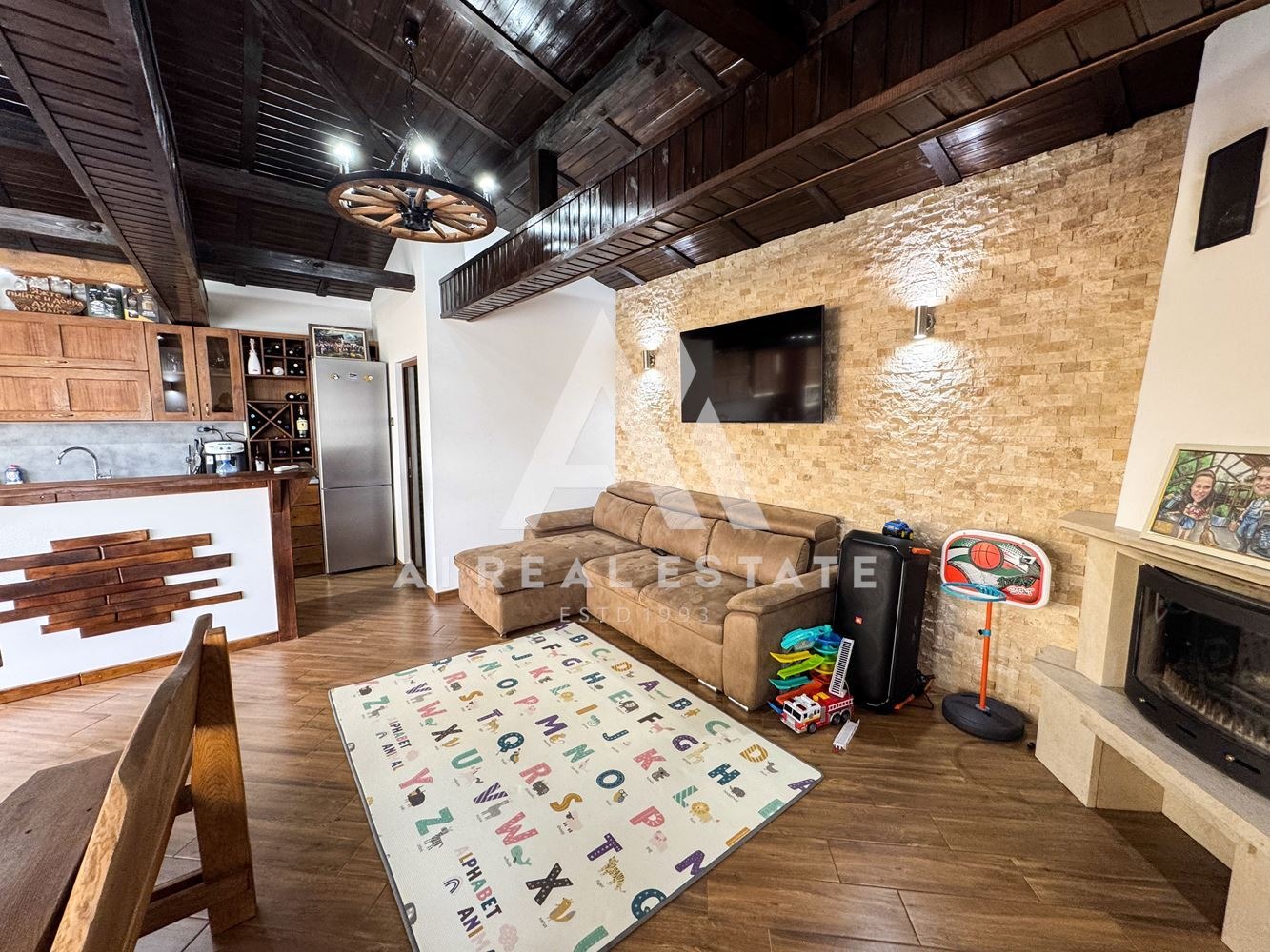 Продава КЪЩА, с. Ясен, област Плевен, снимка 8 - Къщи - 54149273