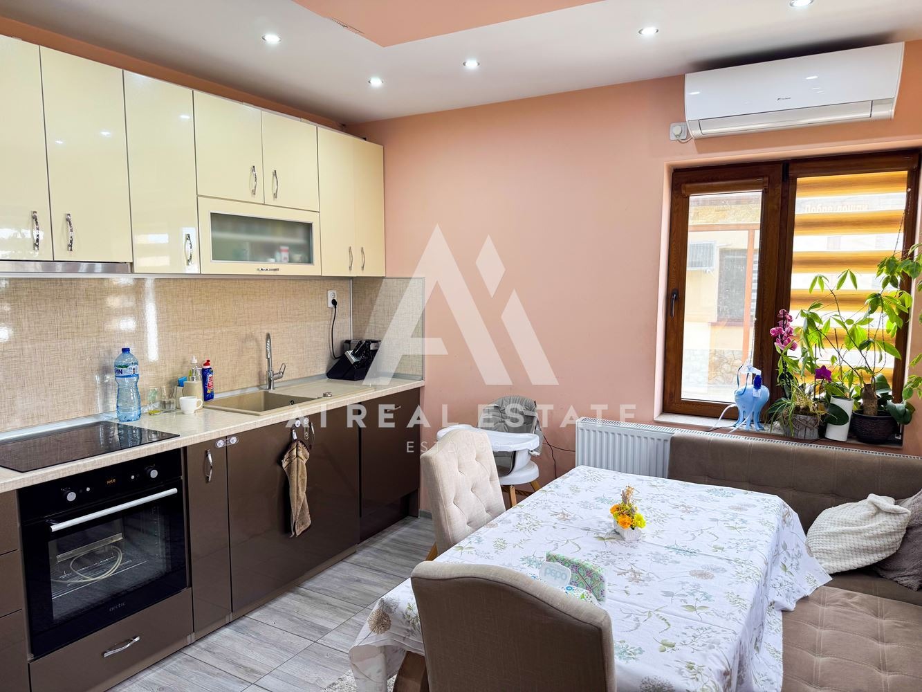 Продава КЪЩА, с. Ясен, област Плевен, снимка 2 - Къщи - 54149273