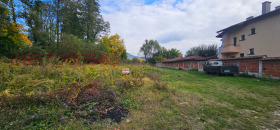 Grund Trudovets, region Sofia