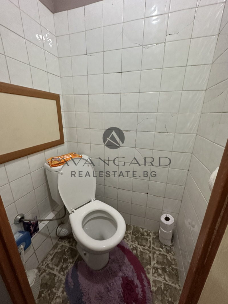 In vendita  2 camere da letto Plovdiv , Komatevo , 86 mq | 13393348 - Immagine [10]