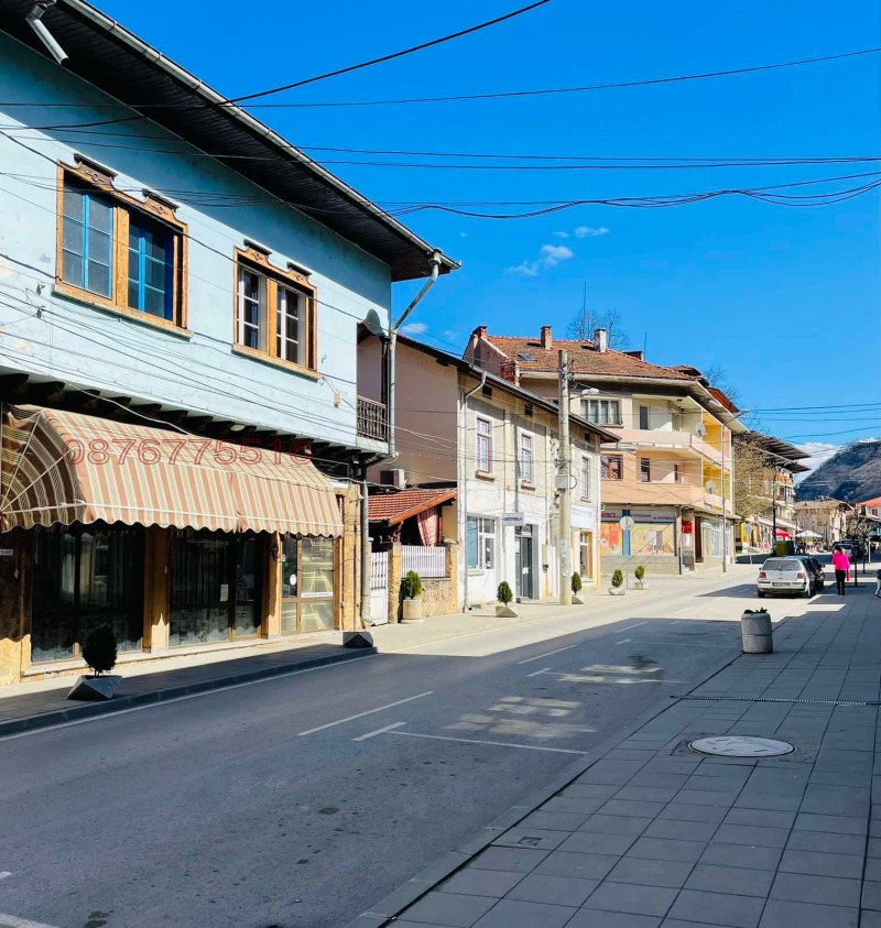 Продава ЕТАЖ ОТ КЪЩА, гр. Тетевен, област Ловеч, снимка 5 - Етаж от къща - 52786069