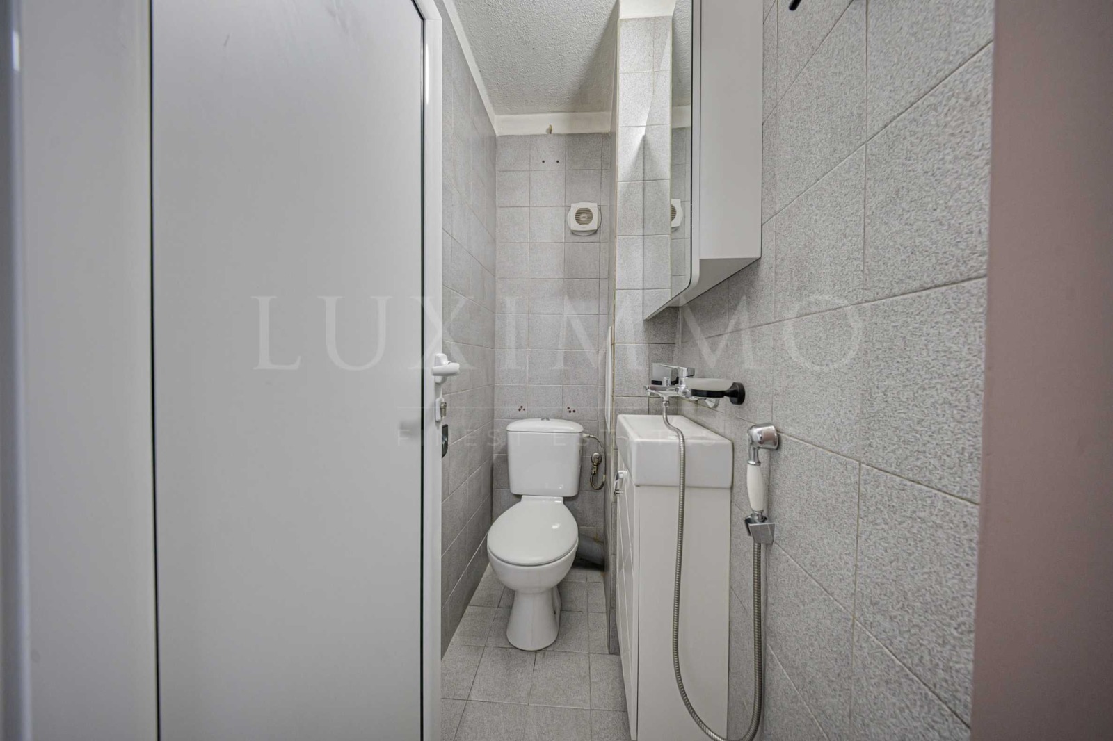 Продава 4-СТАЕН, гр. София, Лозенец, снимка 17 - Апартаменти - 54332711