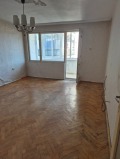 Продава 4-СТАЕН, град Русе, Широк център • 140000 € / 273816.20 лв. • 61731101 2