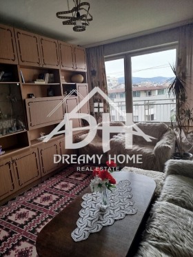 1 dormitorio Vazrozhdentsi, Kardzhali