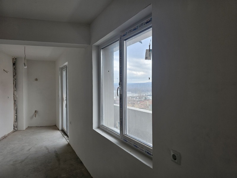 Продава  2-стаен град Варна , Погреби , 81 кв.м | 59672360 - изображение [10]