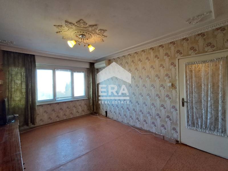 Продава  2-стаен град Варна , Възраждане 3 , 41 кв.м | 56106236