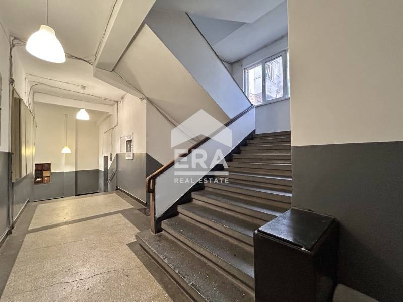 Eladó  2 hálószobás Sofia , Centar , 106 négyzetméter | 77974683 - kép [8]