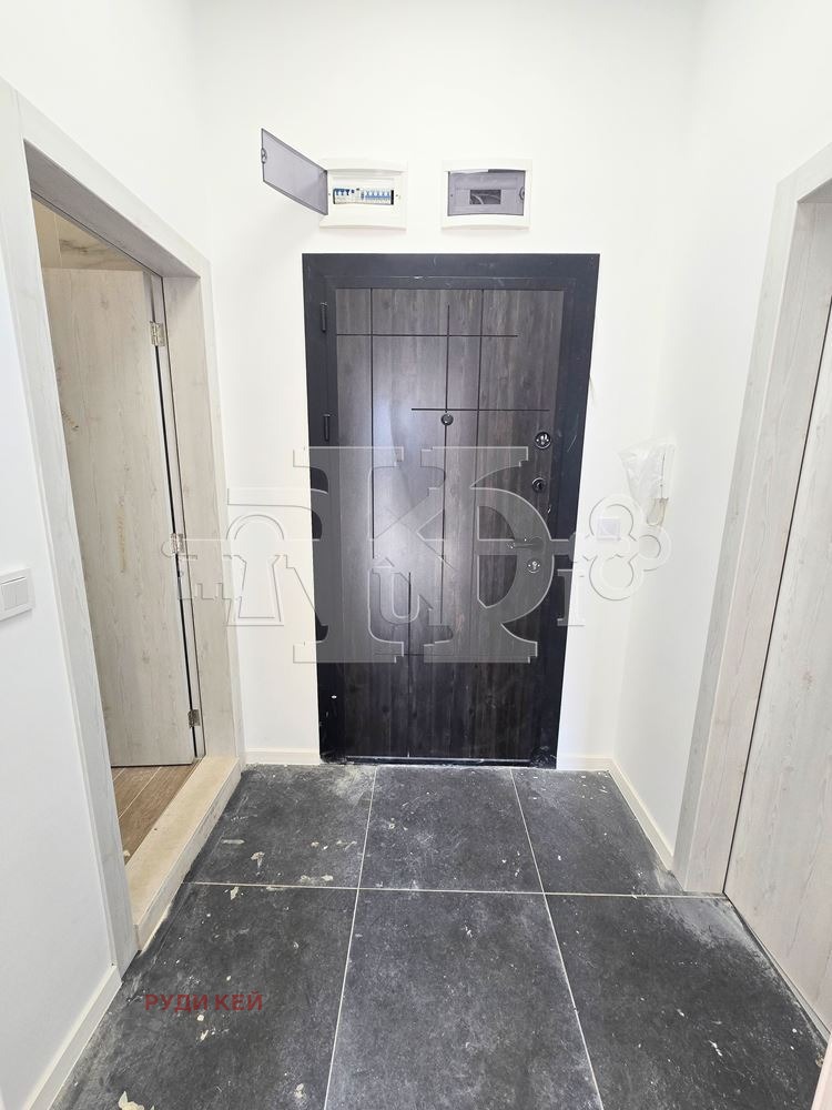 Продава ОФИС, гр. Варна, Младост 1, снимка 3 - Офиси - 50311033