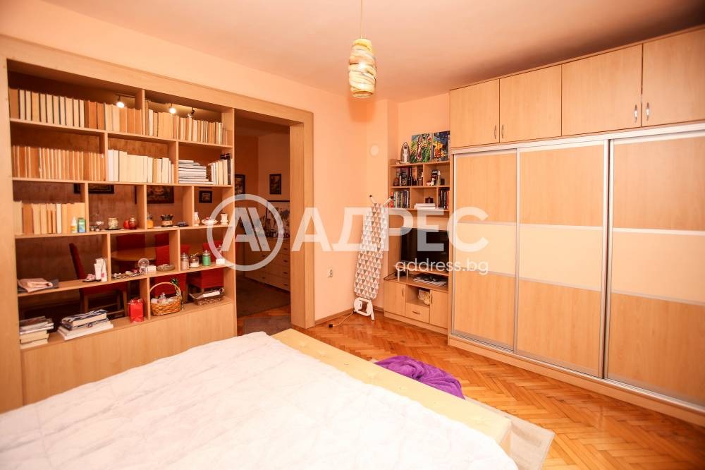 Продава 3-СТАЕН, гр. София, Център, снимка 6 - Апартаменти - 53810201