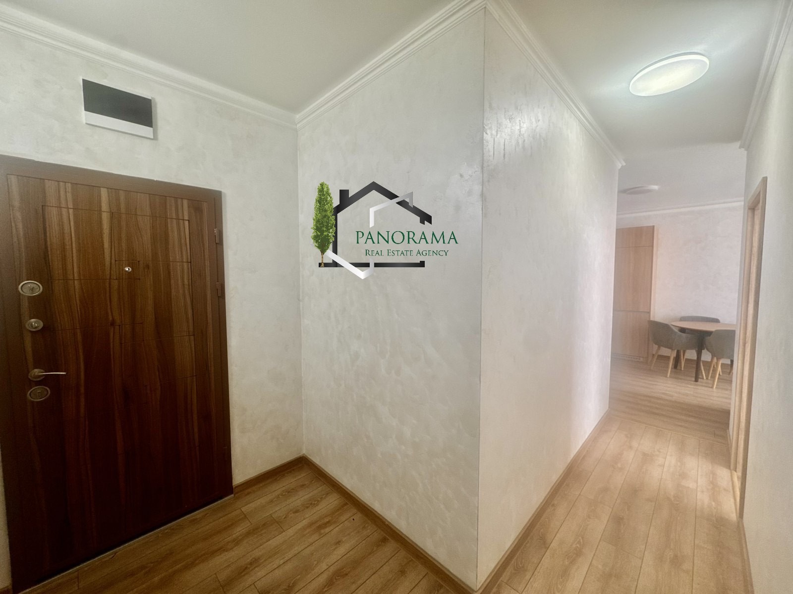 Продава 3-СТАЕН, гр. Шумен, Пазара, снимка 3 - Апартаменти - 54593502