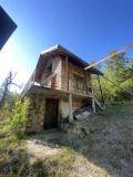 Продава ВИЛА, област Ловеч, гр. Троян • 32000 лв. • 65033334 — Holmes.bg