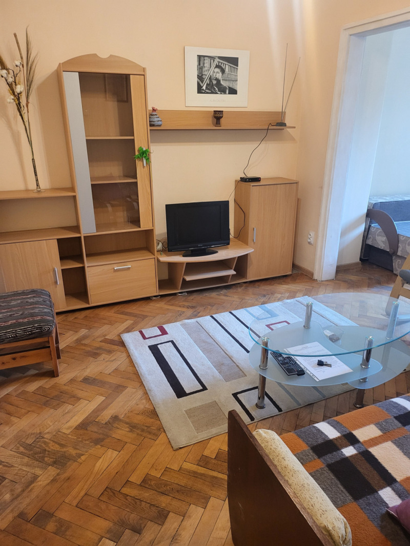Продава 2-СТАЕН в град София, Център - 78 кв.м / 251 000 € » 490 913.33 лв., САГА 2023