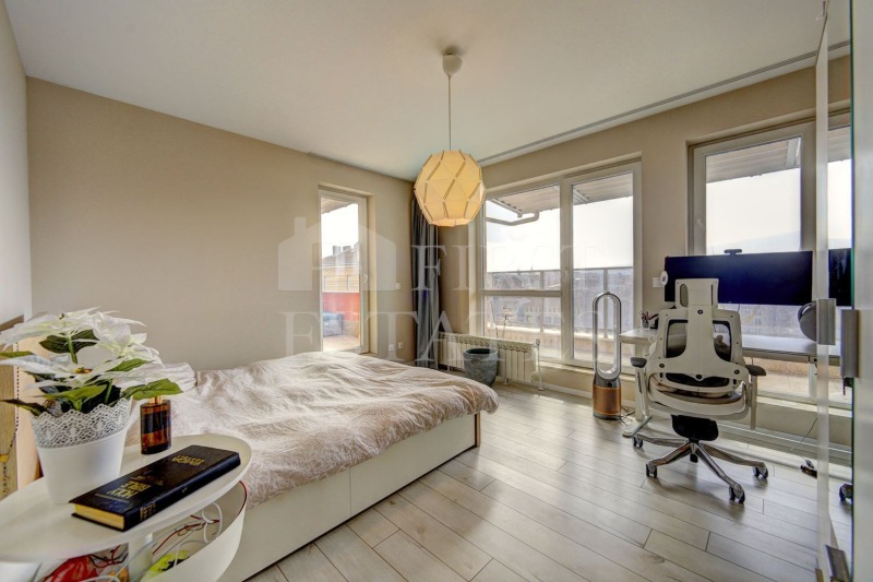 Zu verkaufen  2 Schlafzimmer Sofia , Zentar , 135 qm | 35403910 - Bild [9]