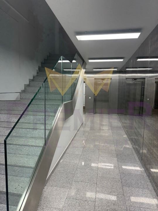 Na prodej  2 ložnice Sofia , Goce Delčev , 130 m2 | 43447199 - obraz [9]