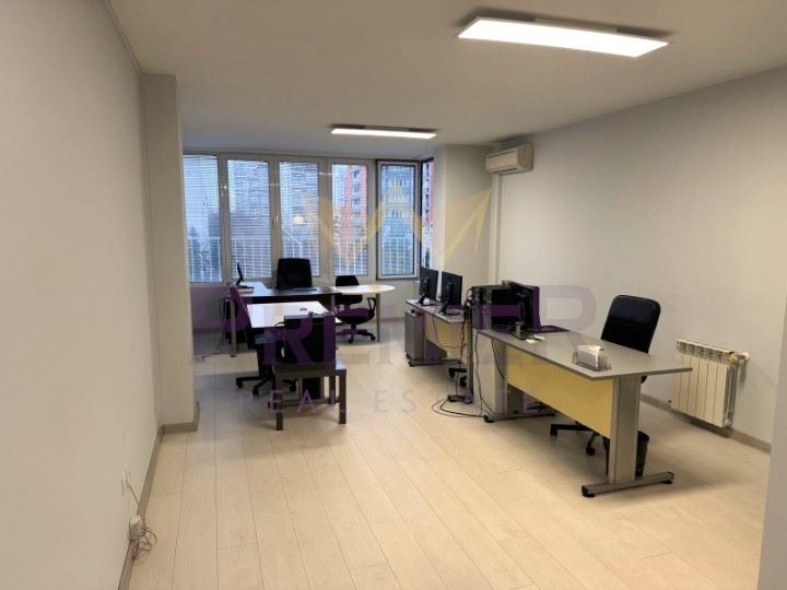 Na prodej  2 ložnice Sofia , Goce Delčev , 130 m2 | 43447199 - obraz [3]