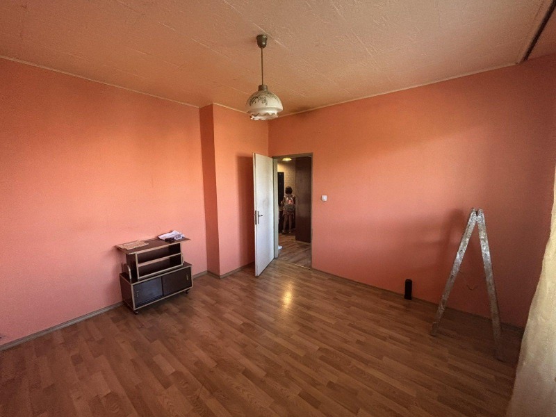 Продаја  1 спаваћа соба Софија , Разсадника , 65 м2 | 83361912 - слика [5]