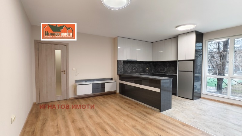 Продава  3-стаен град Пазарджик , Запад , 104 кв.м | 59140502 - изображение [2]