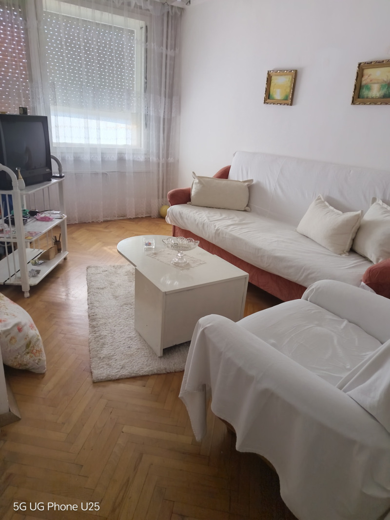 Продава  3-стаен град Видин , Христо Ботев , 100 кв.м | 81486879