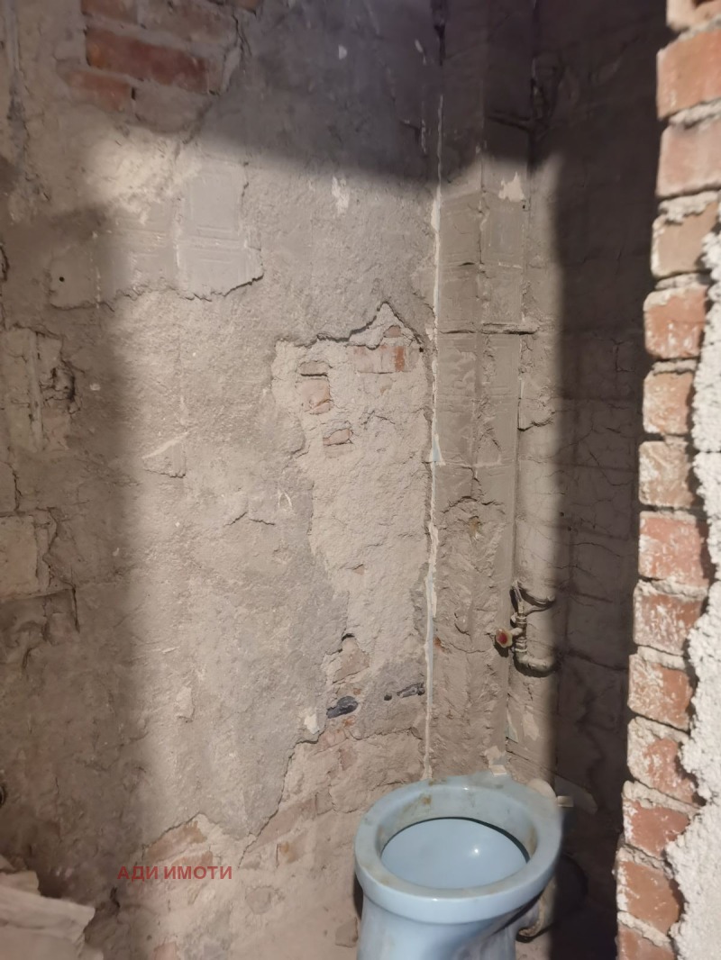 Продава  Многостаен област Пловдив , гр. Карлово , 111 кв.м | 40900890 - изображение [12]